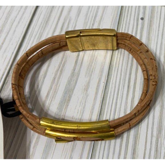 Corx Cork & Gold-Tone Metal Bracelet With Magnetic Clasp Recycled - Picture 2 of 6